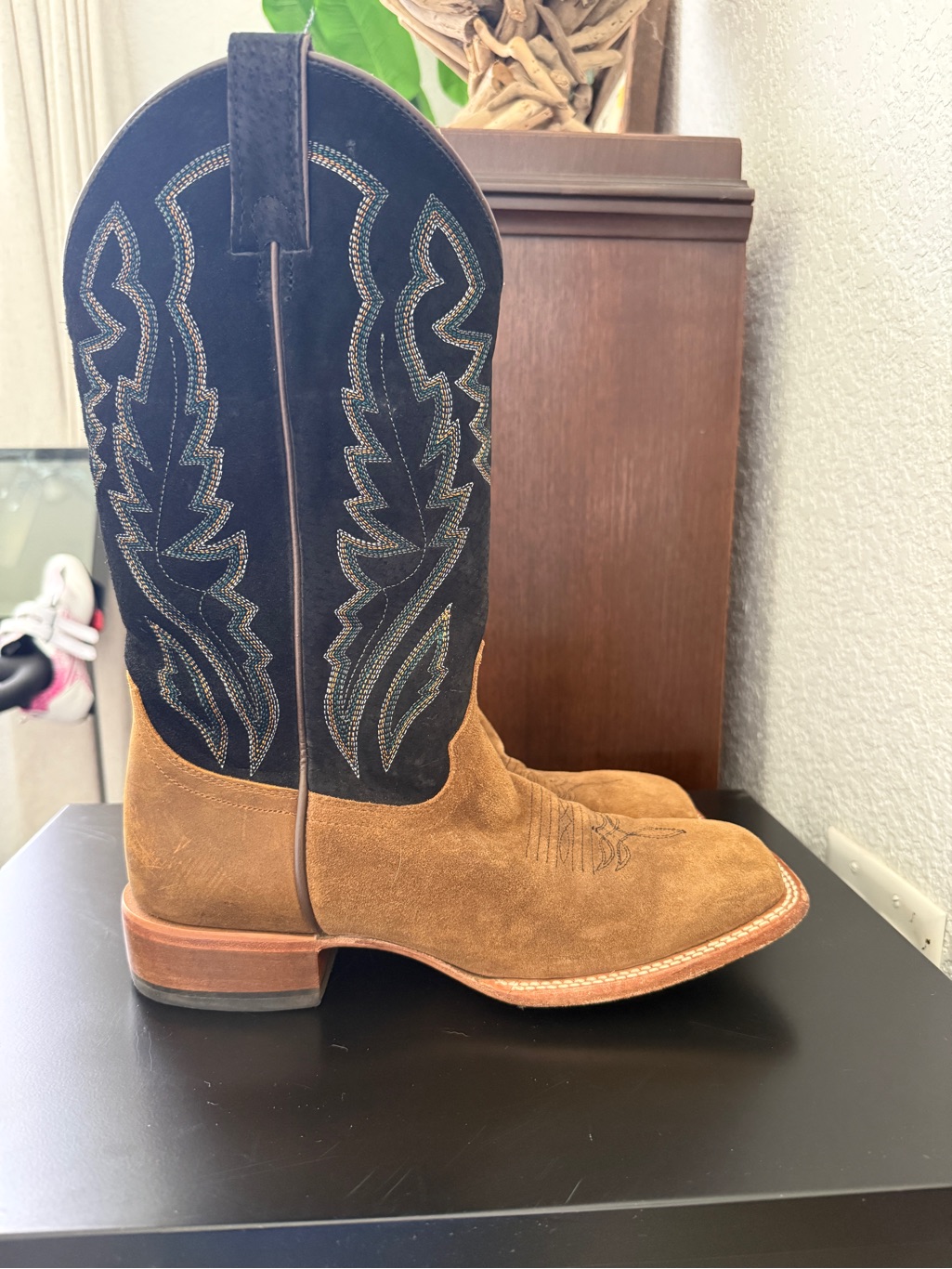 Women’s Two-Tone Brown Suede Western Boots